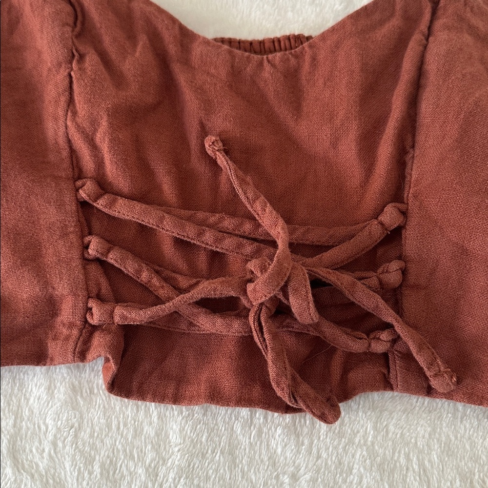 Abercrombie & Fitch Rust Lace-Up Crop Top - Picture 2 of 11